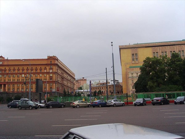 090-Лубянская площадь и начало Мясницкой